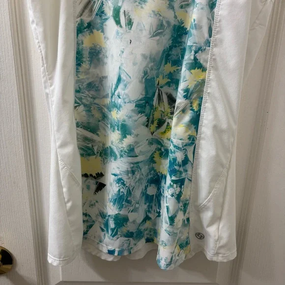 Lija XS Performance Tank Top - Picture 8 of 14